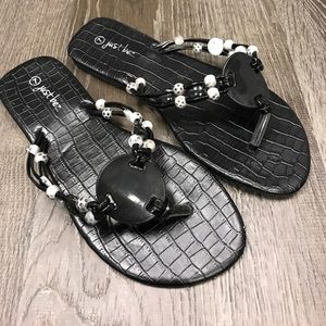 Black and gray beaded Flip Flop Sandals