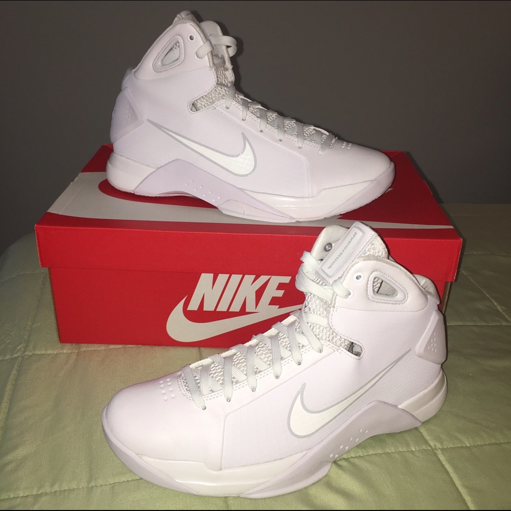 NEW mens Nike Hyperdunk '08 basketball shoes 9.5