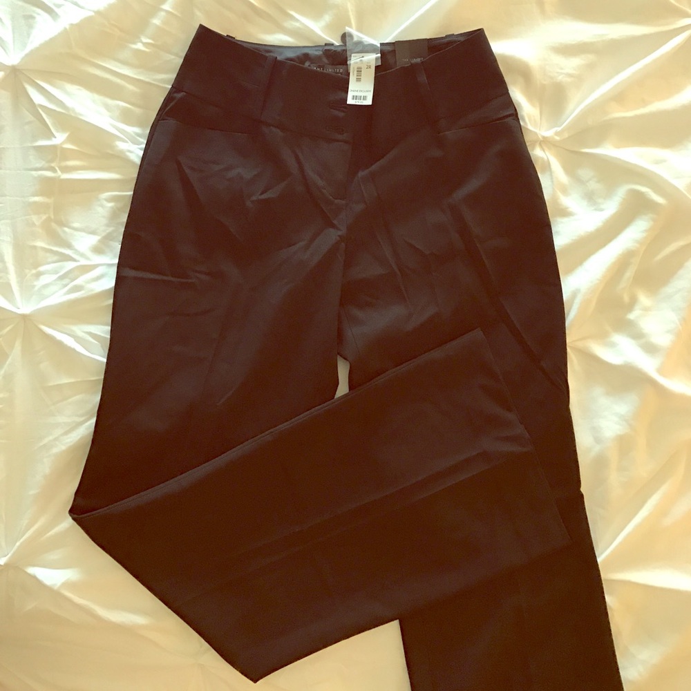 NWT!!! The Limited Lexi Fit classic flare 👜 pant