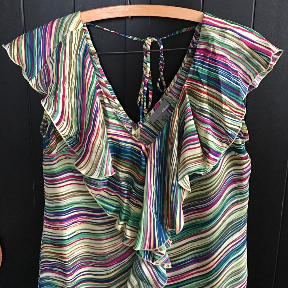 Cute Spring Top - Picture 2 of 3