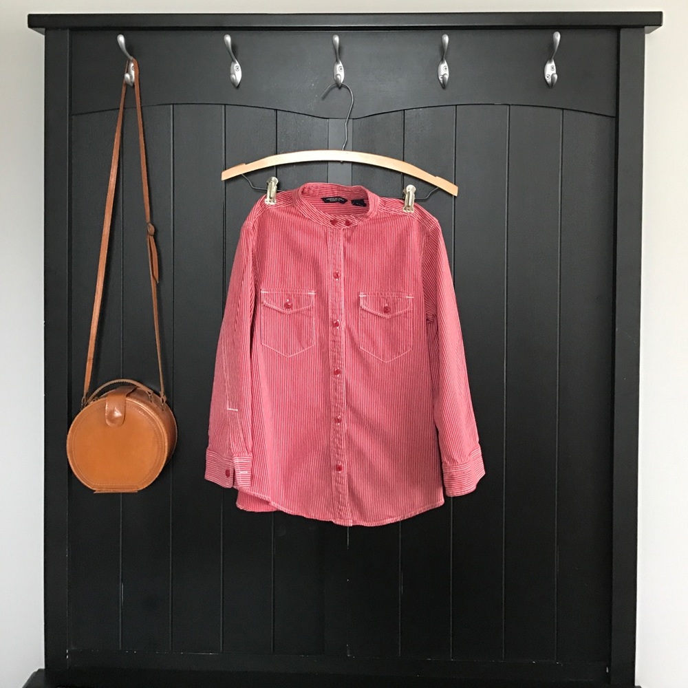 AEO Train conductor top