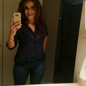 Meet your Posher, Rosabeya