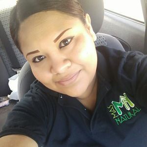 Meet your Posher, Laura