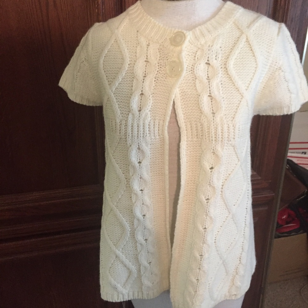 NWOTs Love Lola Cable Knit sweater