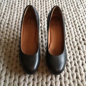 3" Clarks Platform Heels