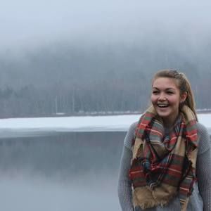 Meet your Posher, Nicole