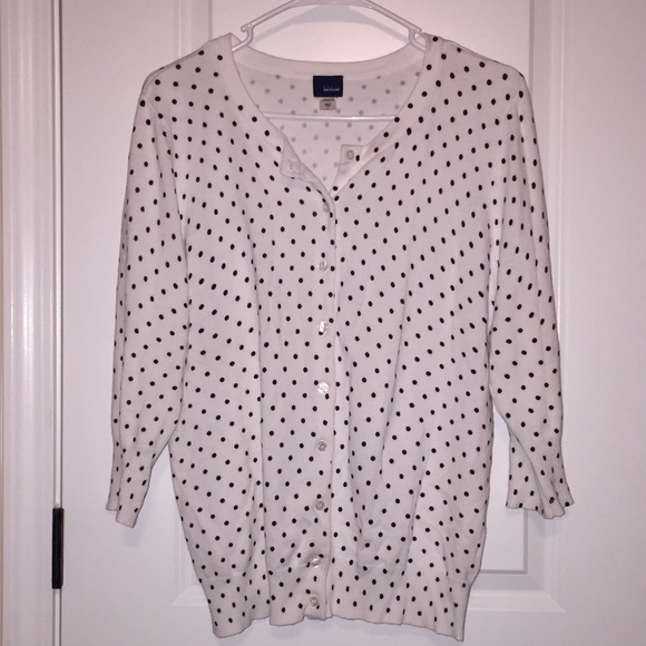 💐 White button-up Cardigan w/ Black Polka-dots 💐 - Picture 1 of 2