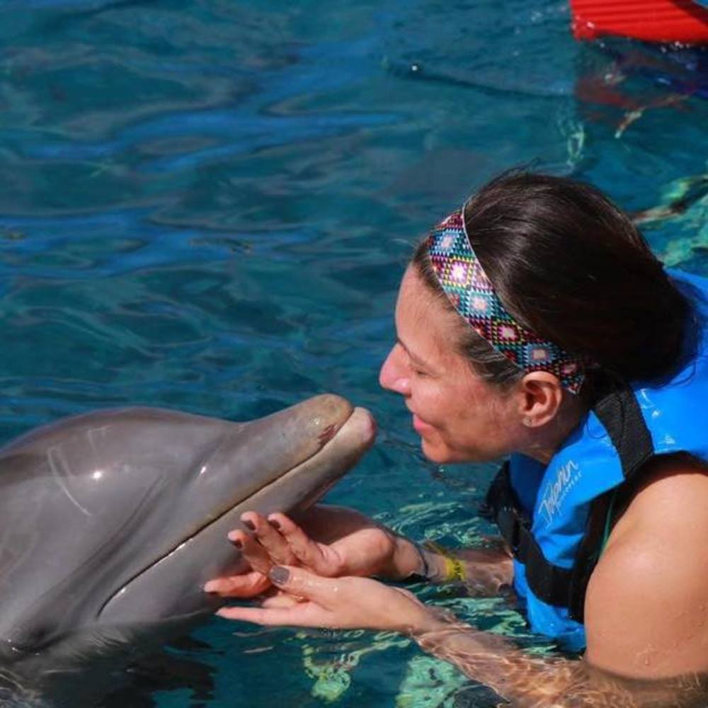 Meet your Posher, Adriana