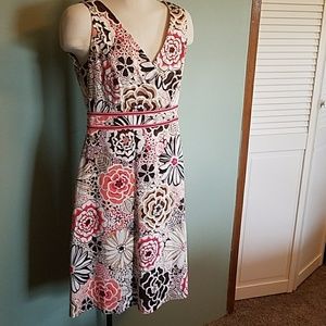Dress Barn floral dress gorgeous! Size 8 Sexy back