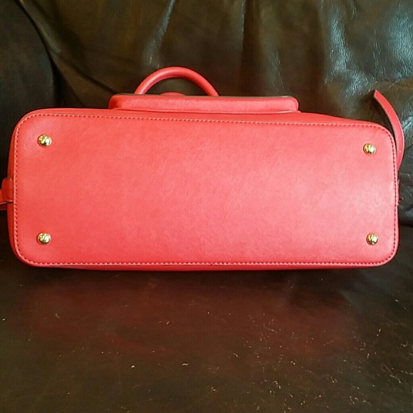 Nine West rock and lock satchel - Picture 3 of 4