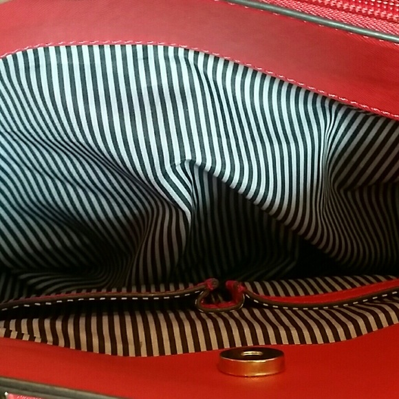 Nine West rock and lock satchel - Picture 4 of 4