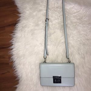 Michael kors  Sloan Small Calf Leather  
Crossbody