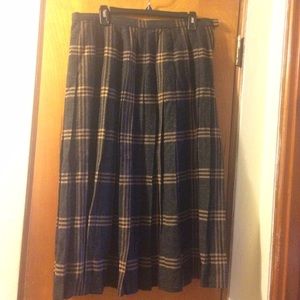 Grey Speckled/Striped Wool Pleated Skirt