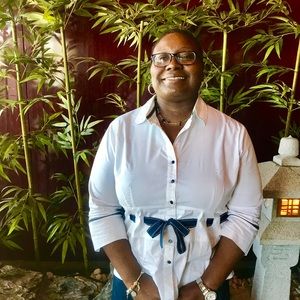 Meet your Posher, Malinda