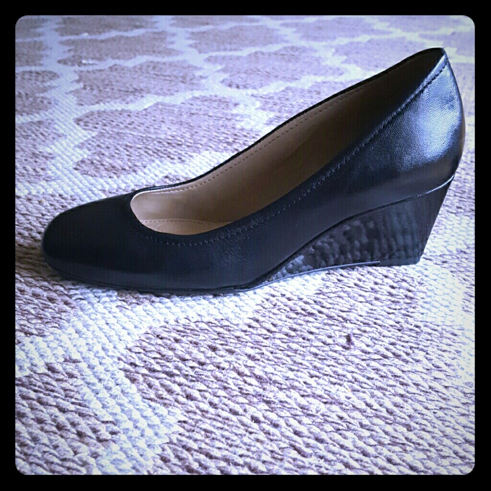 💜Last chance Black Wedge Pump  Antonio Melani