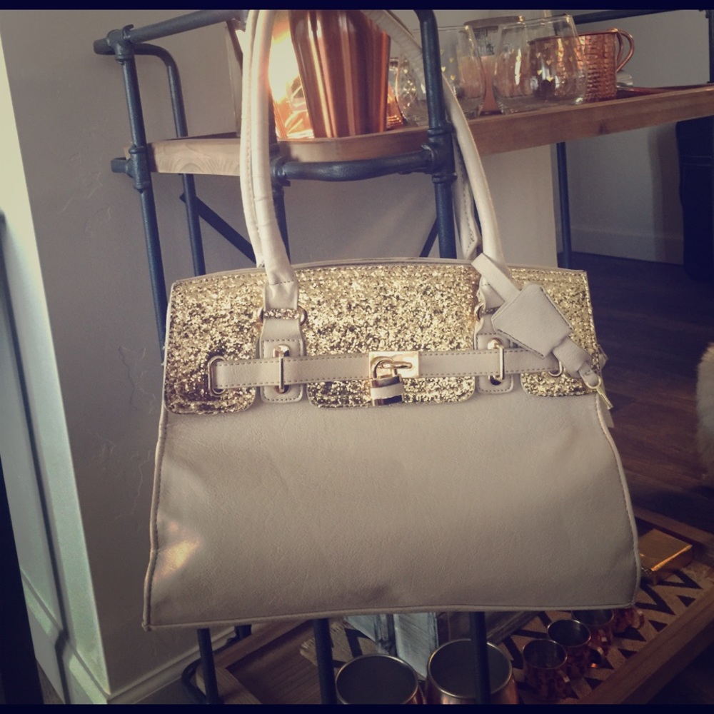Gold sparkle purse