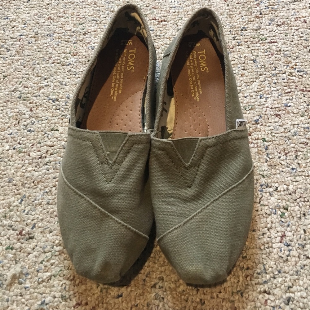 Green TOMS
