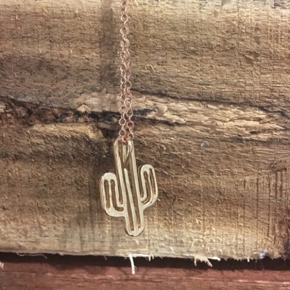 Cactus Necklace! - Picture 3 of 4