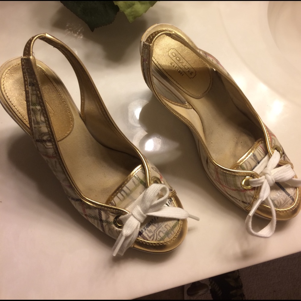 Shoes - Picture 2 of 2