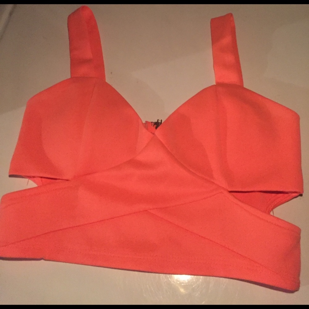 Pink crop too