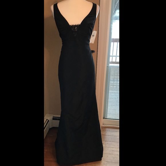Dresses & Skirts - Timeless Nicole Miller dress NWT 💕final price