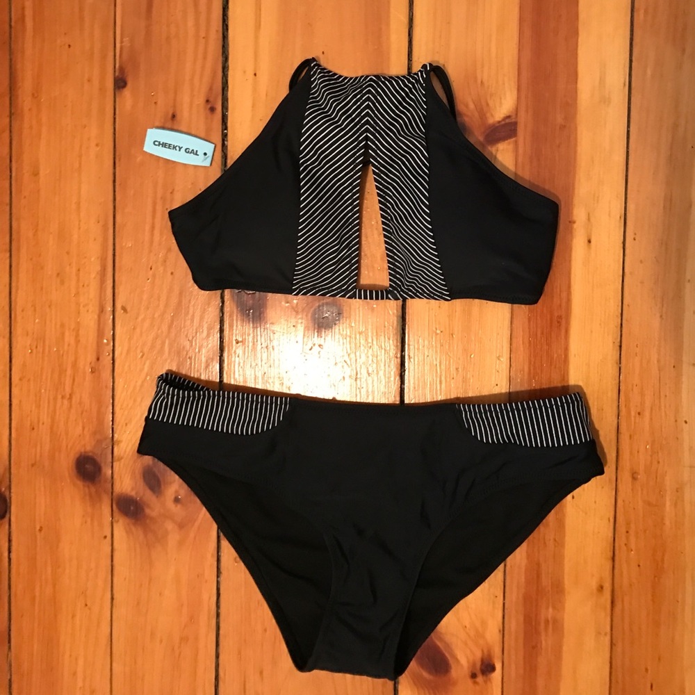 High neck cut out black and white bikini