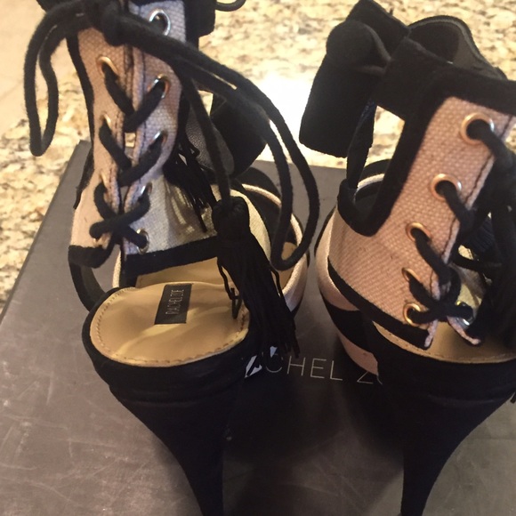 Shoes - Picture 3 of 8