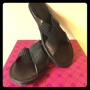 Almost New Men To Boot New York Flip-flops