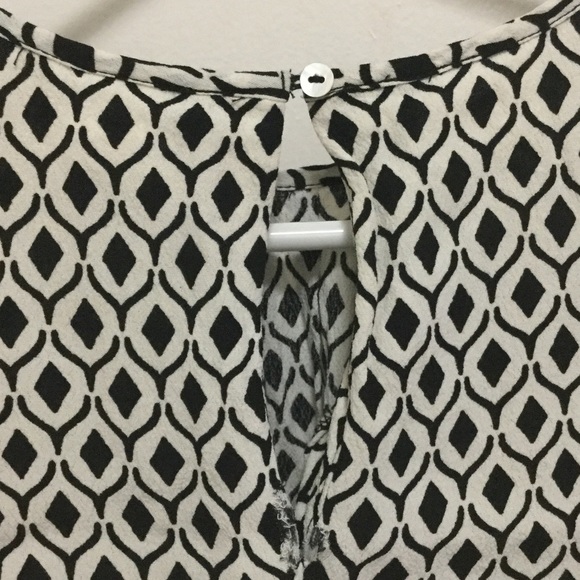 Black and white H&M Blouse - Picture 3 of 3