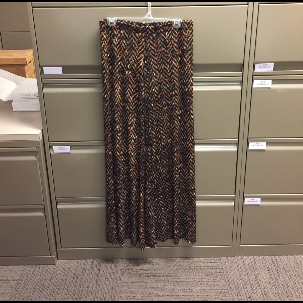 Ladies palazzo pants in large