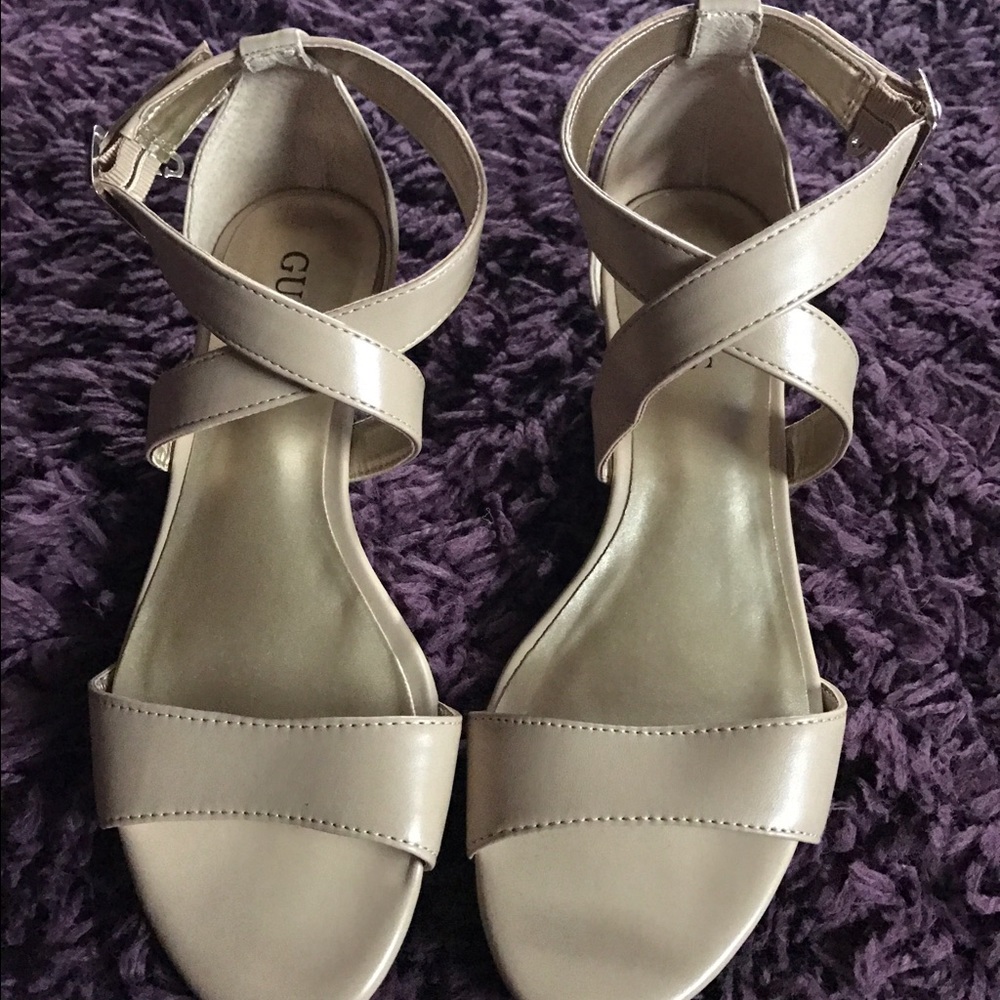 💜Guess Sandals