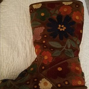 UGG Australia Wahine Boot Limited Edition Size 10