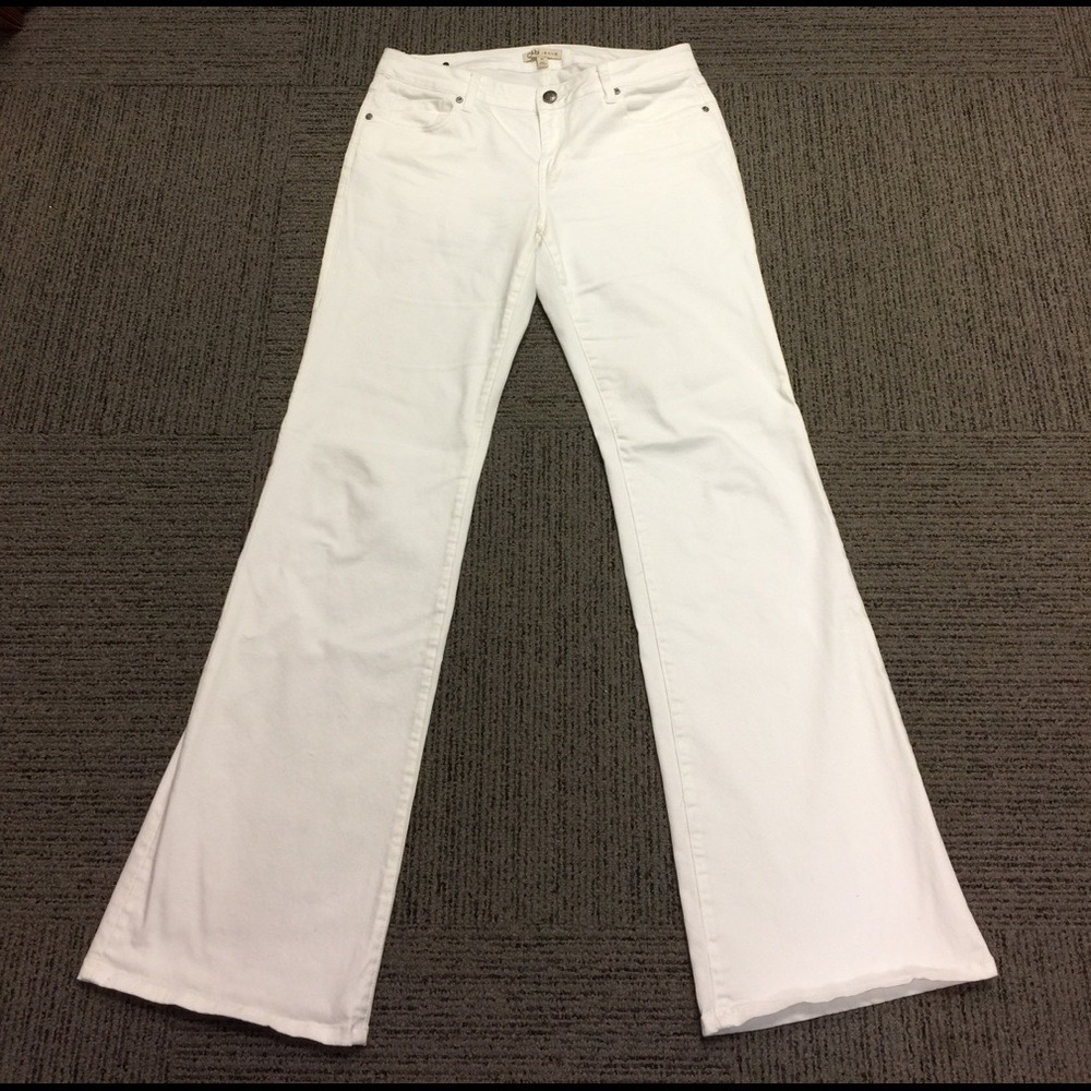 Ladies Cabi cream colored jeans