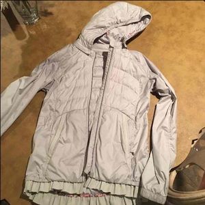 Lululemon gray rain jacket