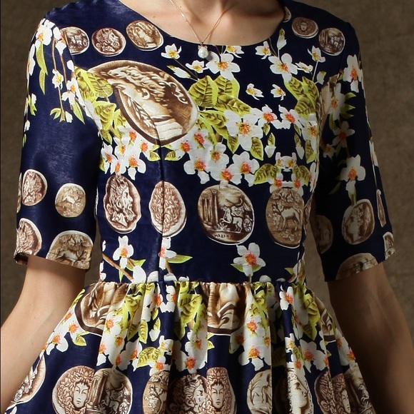 Navy Short Sleeve Coins Print Dress - Picture 2 of 6