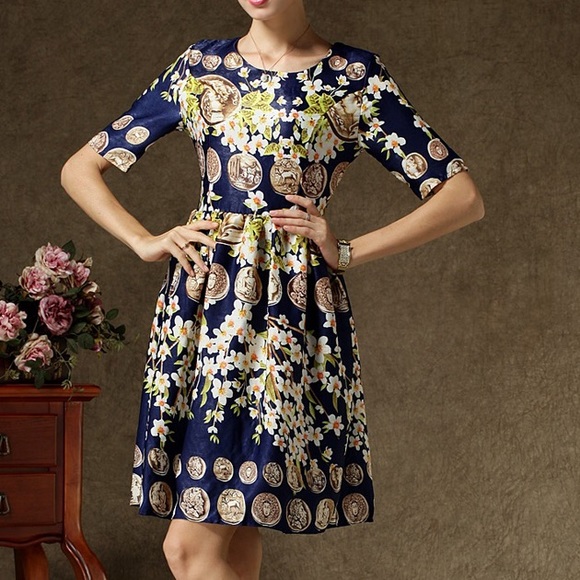 Navy Short Sleeve Coins Print Dress - Picture 3 of 6