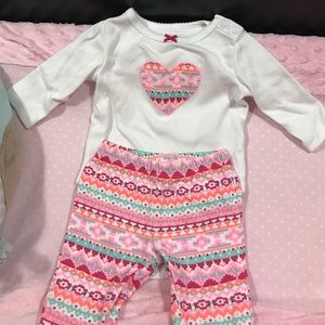 Carters heart long sleeve onesie w/ leggings.