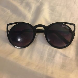 QUAY AUSTRALIA CAT EYE SUNGLASSES 🕶