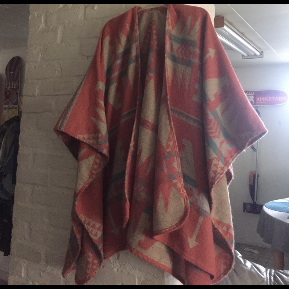 Vintage Knit Poncho/Cape