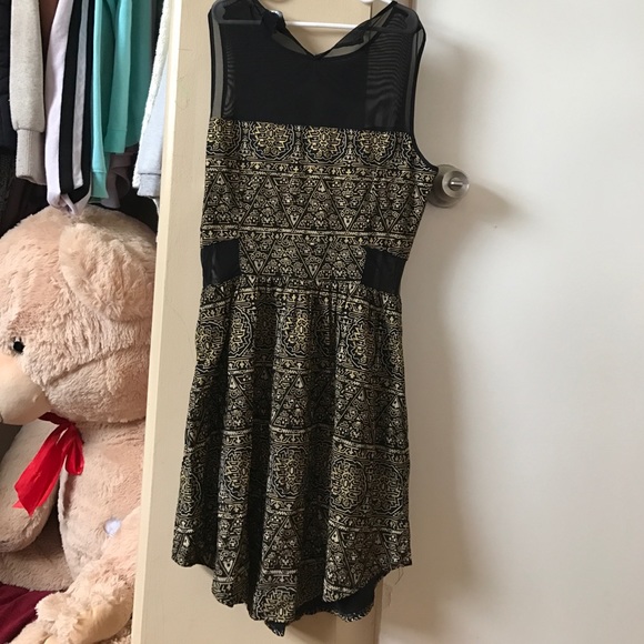 Dress - Picture 2 of 3