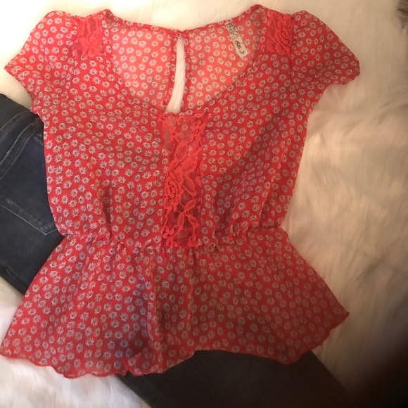 peplum top - Picture 2 of 4