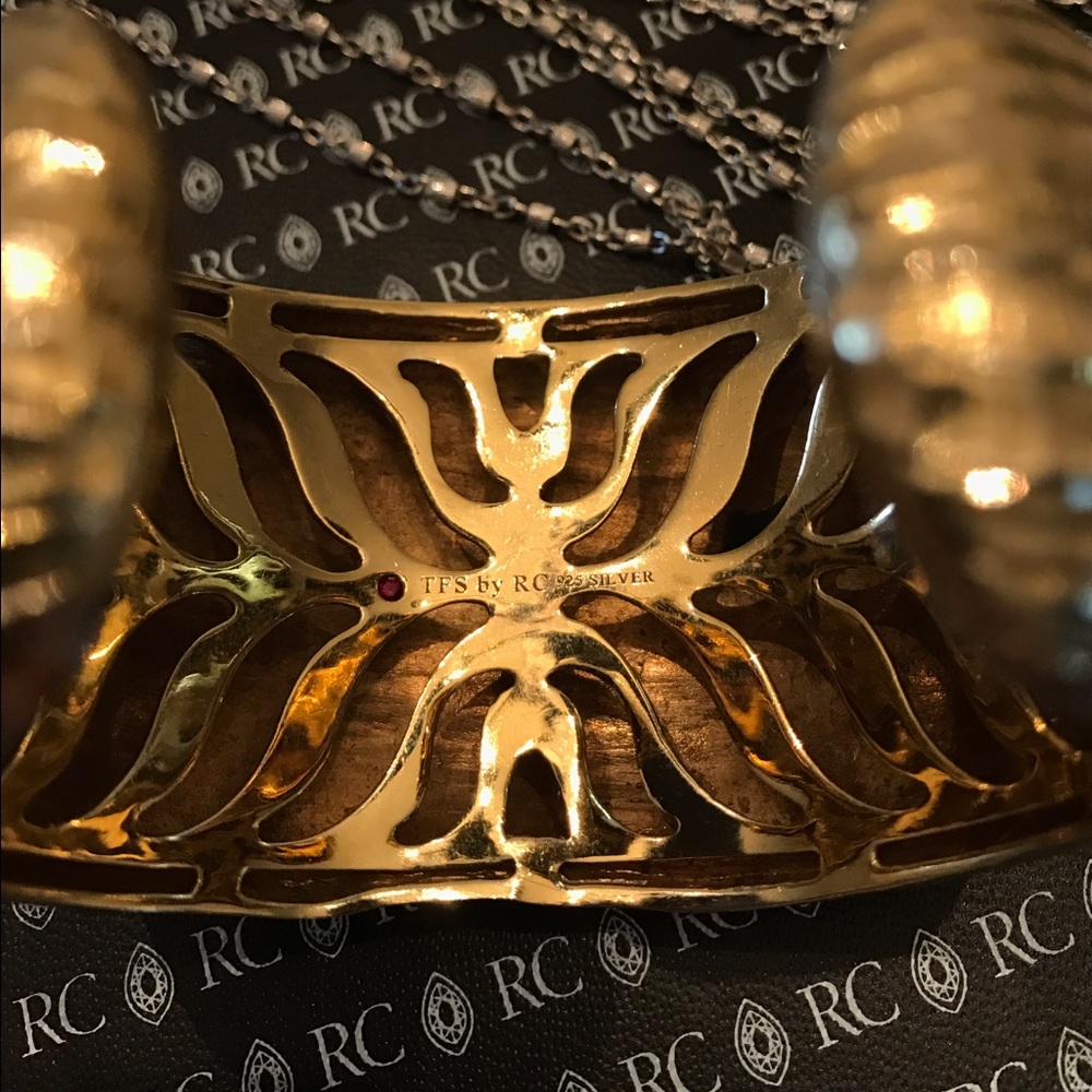 Tfs by Roberto Coin cuff and necklace