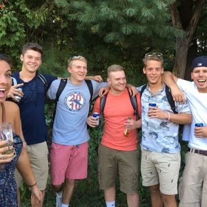 Meet your Posher, Bill