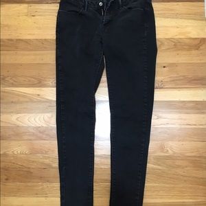Black Levi's skinny jeans