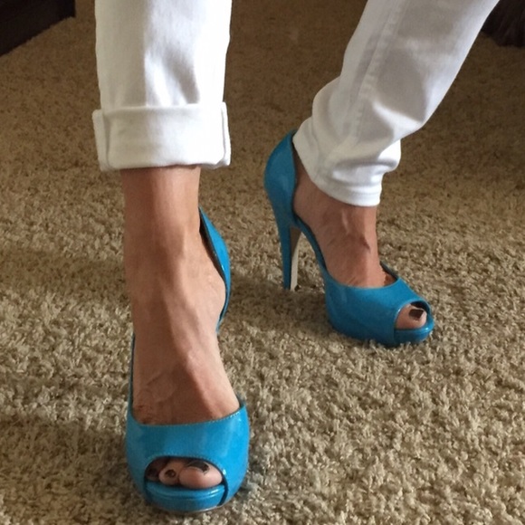 Deb Shoes - SOLD! Peep toe heels💕