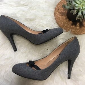 Lauren Conrad Grey Closed Peep Toe Heel SZ 7.5