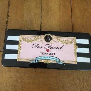 Too faced palette