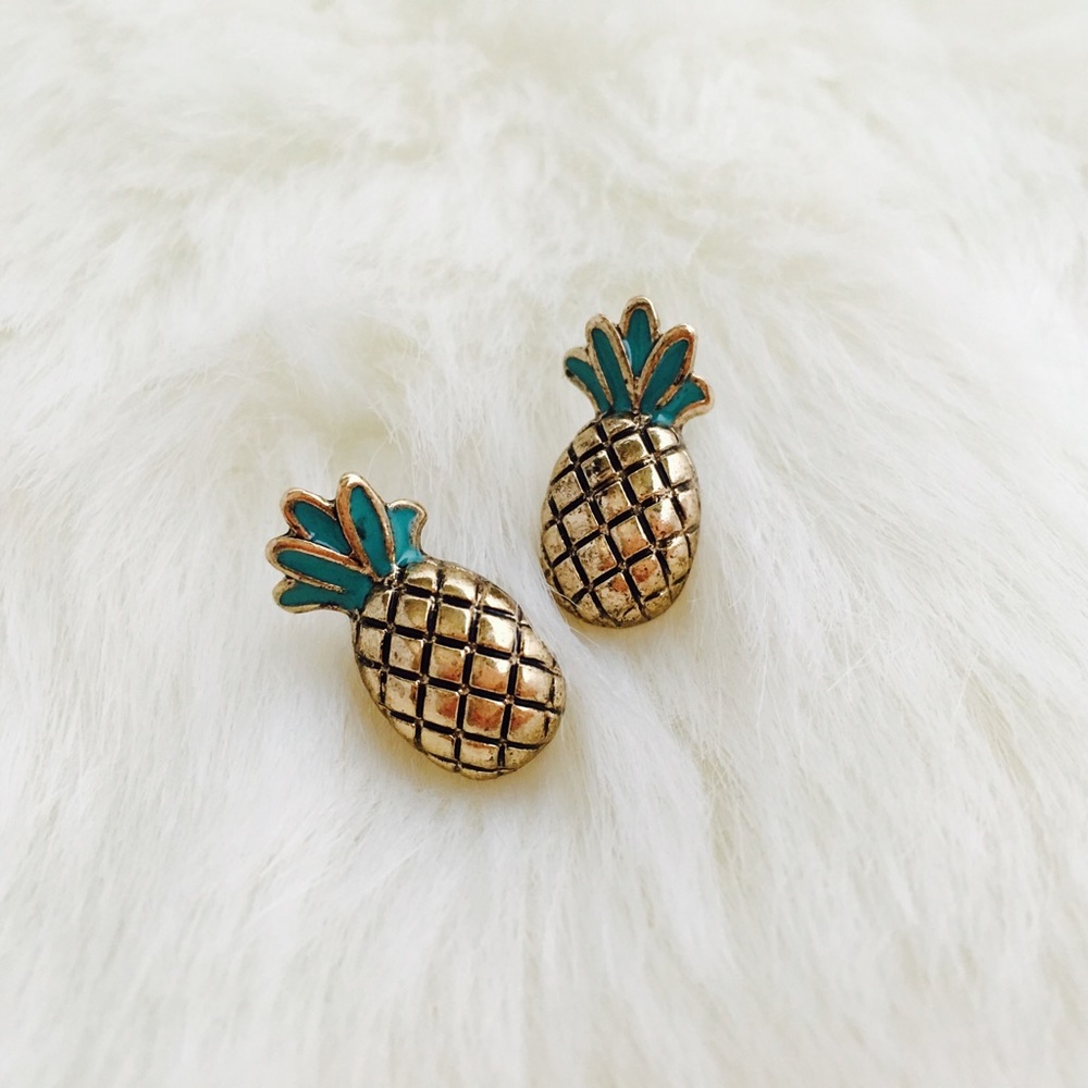 SALE Pineapple Studs - Picture 3 of 7