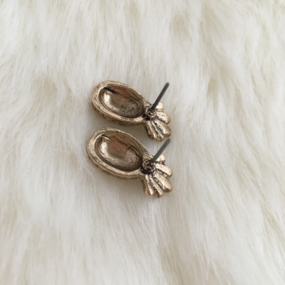 SALE Pineapple Studs - Picture 4 of 7