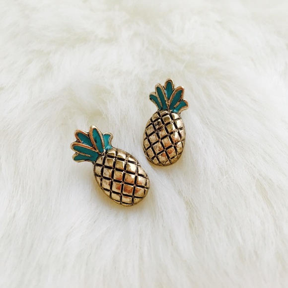 SALE Pineapple Studs - Picture 3 of 7